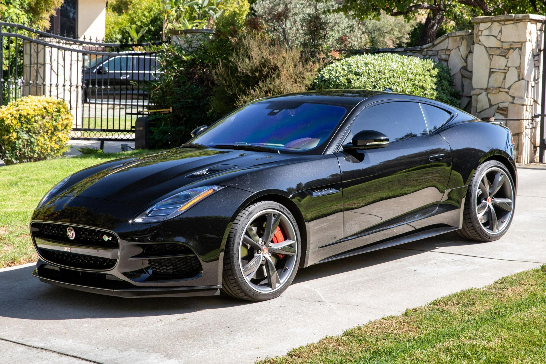 2018 Jaguar F-Type R Coupe