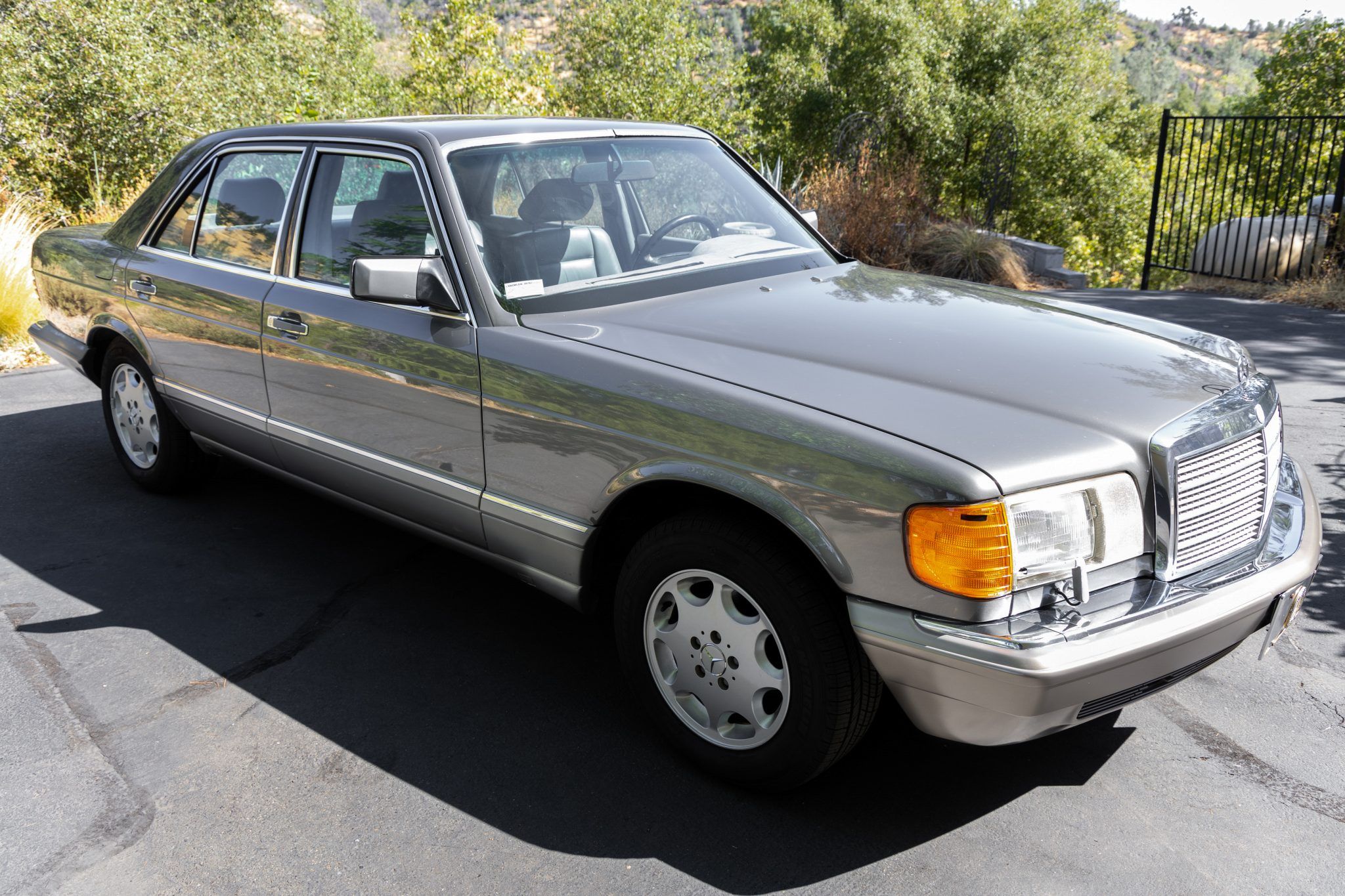 1991 Mercedes-Benz S-Class