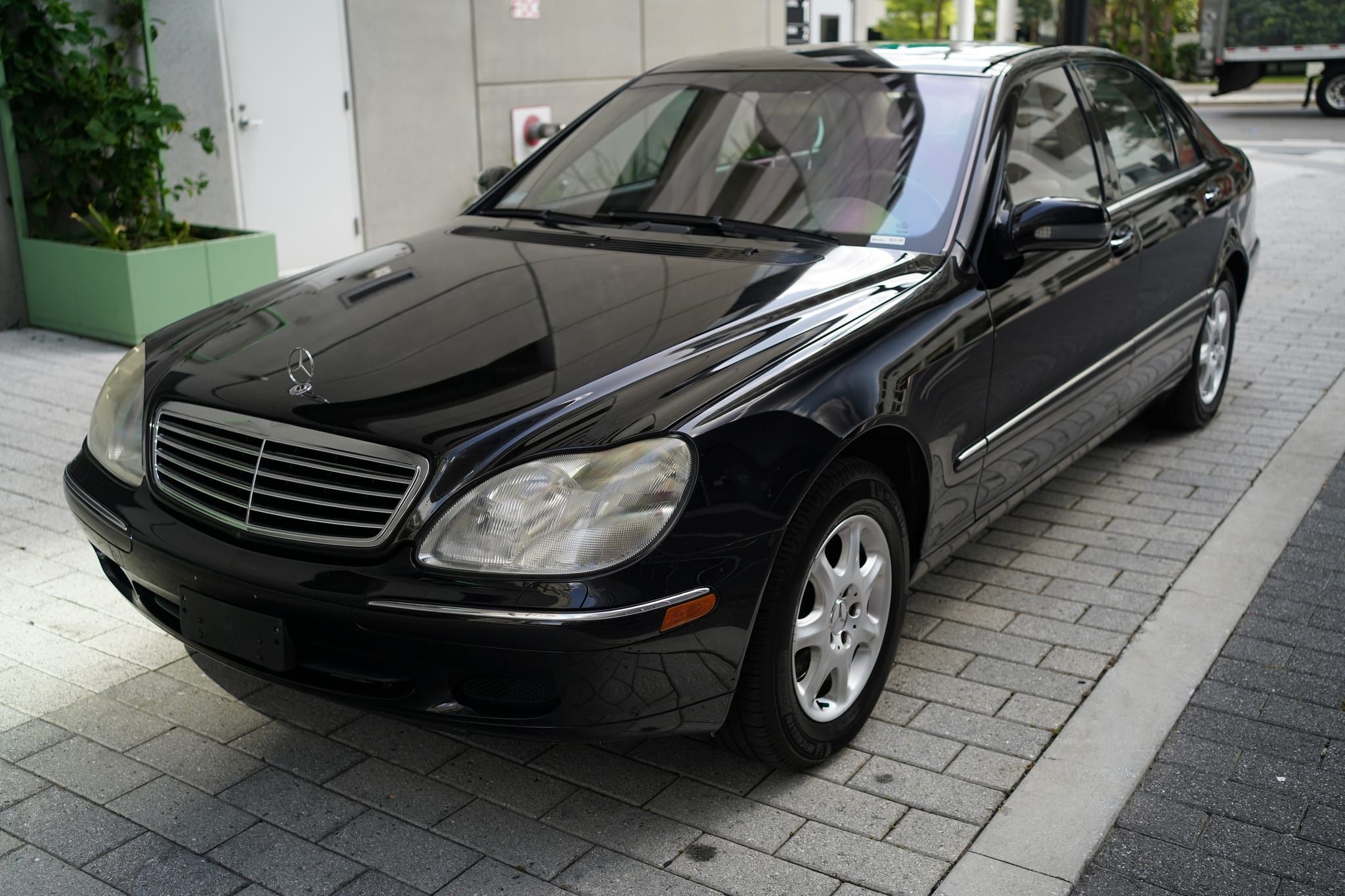 2002 Mercedes-Benz S-Class