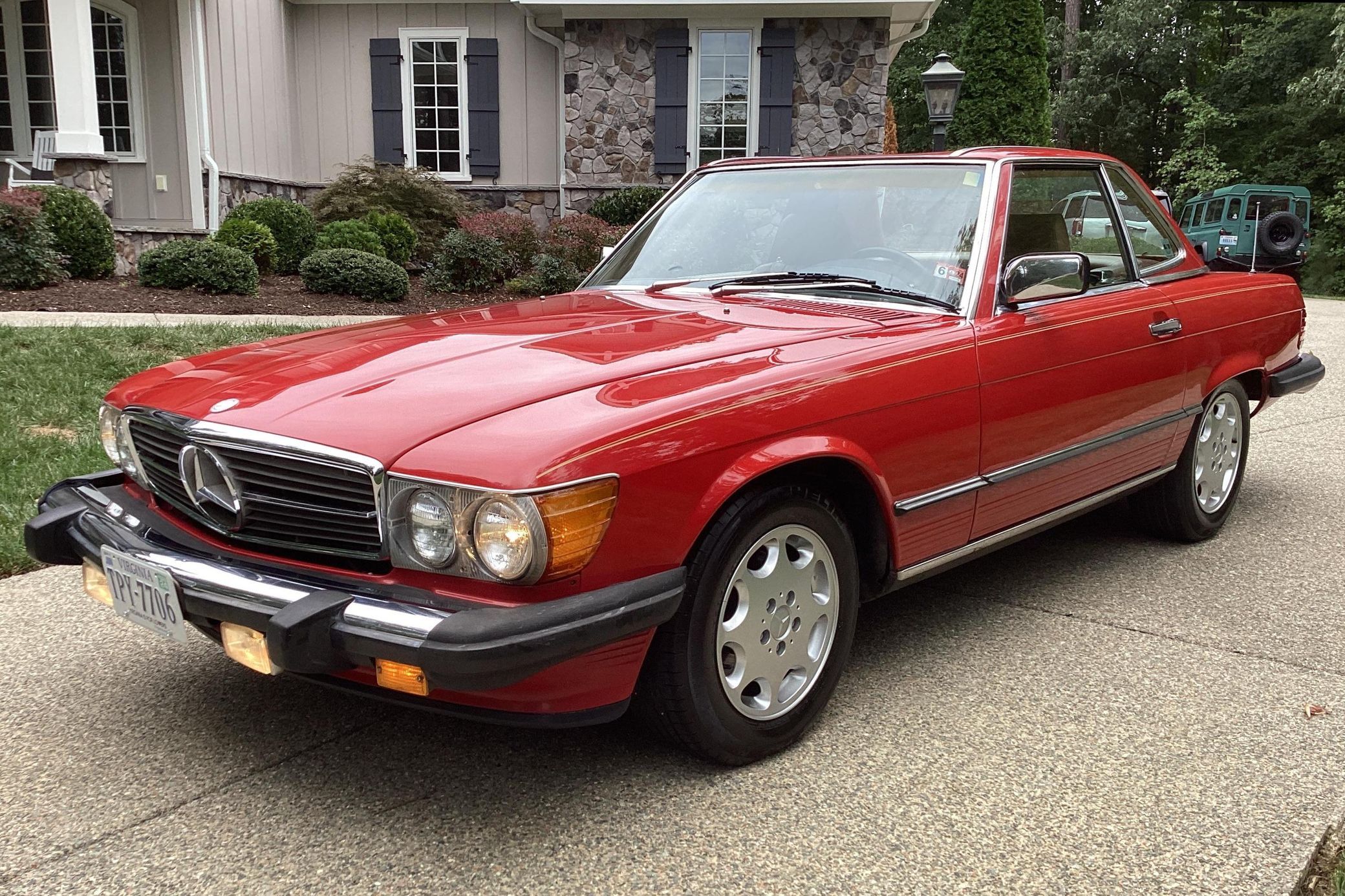 1987 Mercedes-Benz SL-Class 560SL