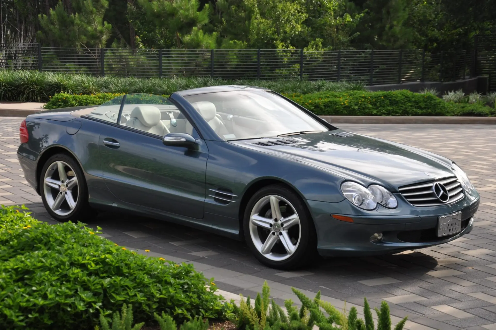 2004 Mercedes-Benz SL-Class SL500