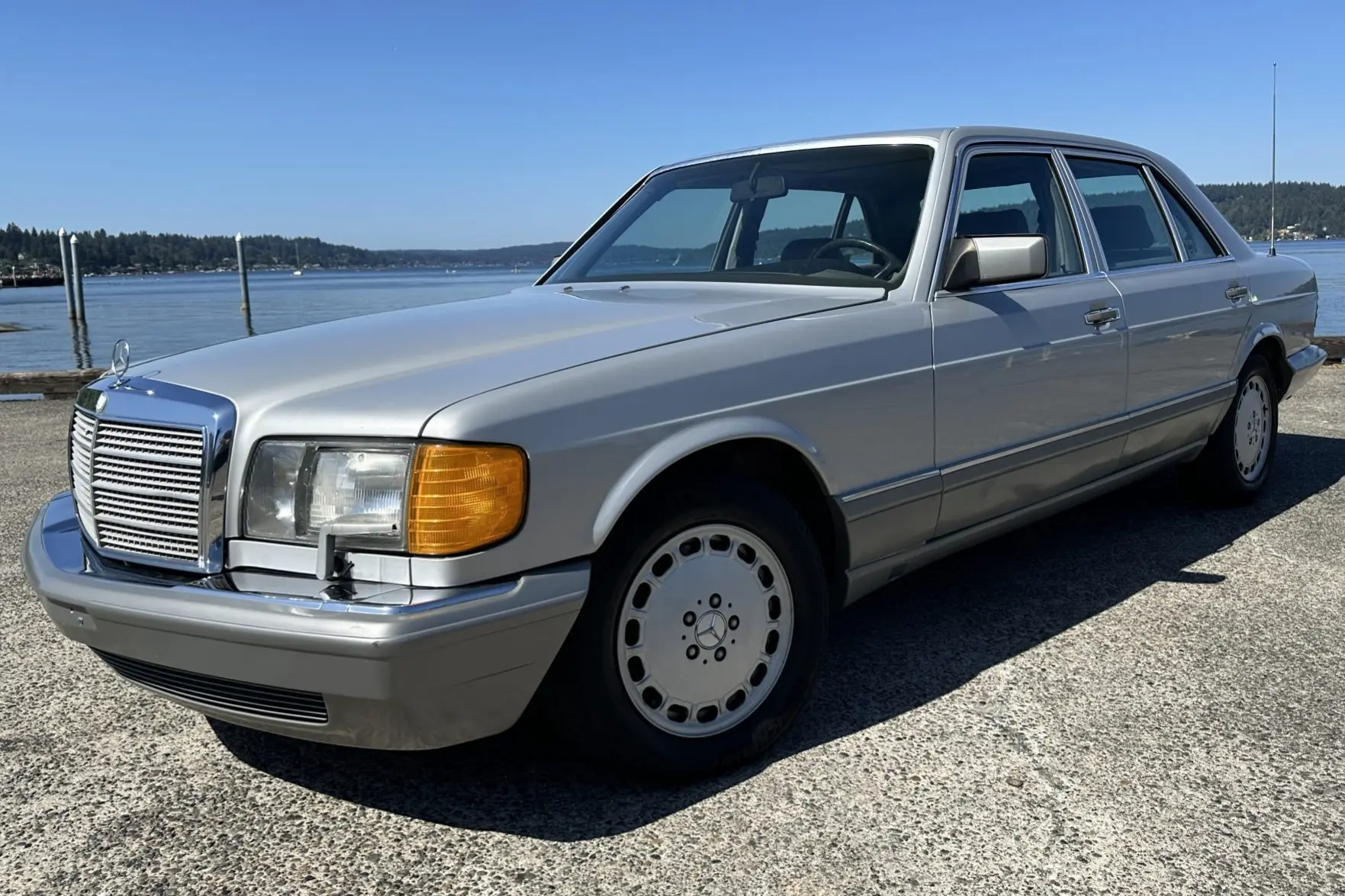 1987 Mercedes-Benz S-Class