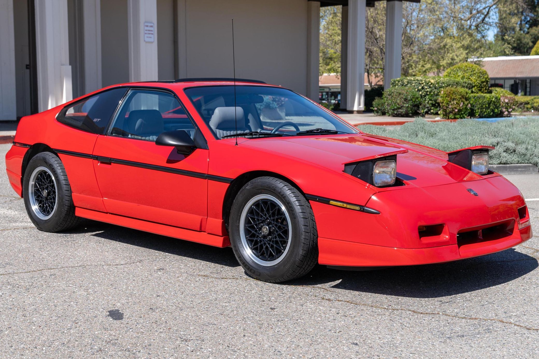 1988 Pontiac Fiero