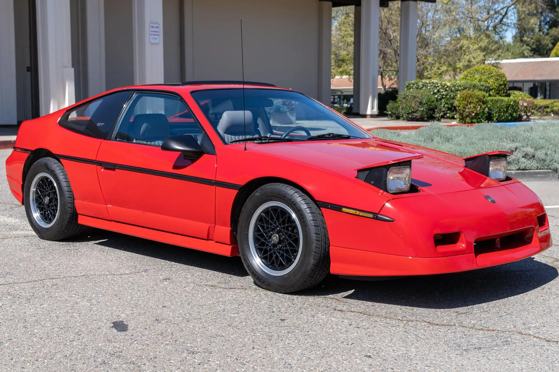 1988 Pontiac Fiero
