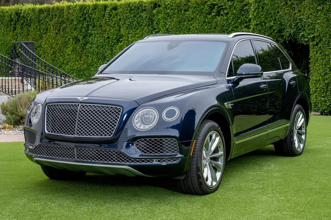 Bentley Bentayga, sold Jun 2026