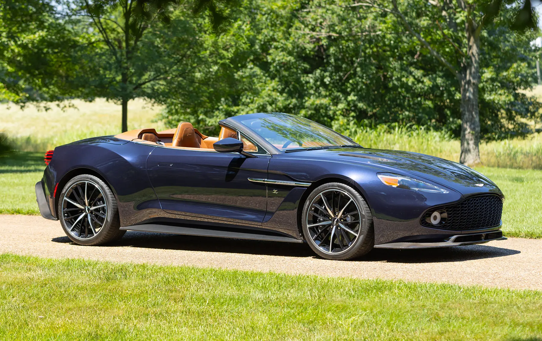 2018 Aston Martin Vanquish Volante