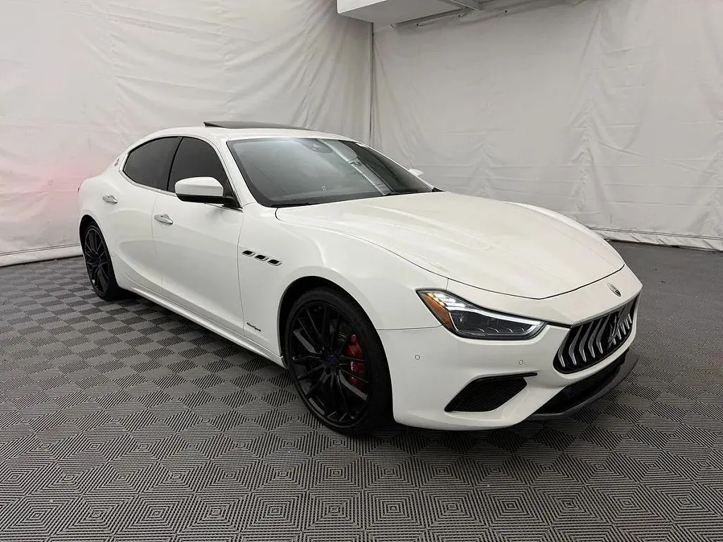 2019 Maserati Ghibli