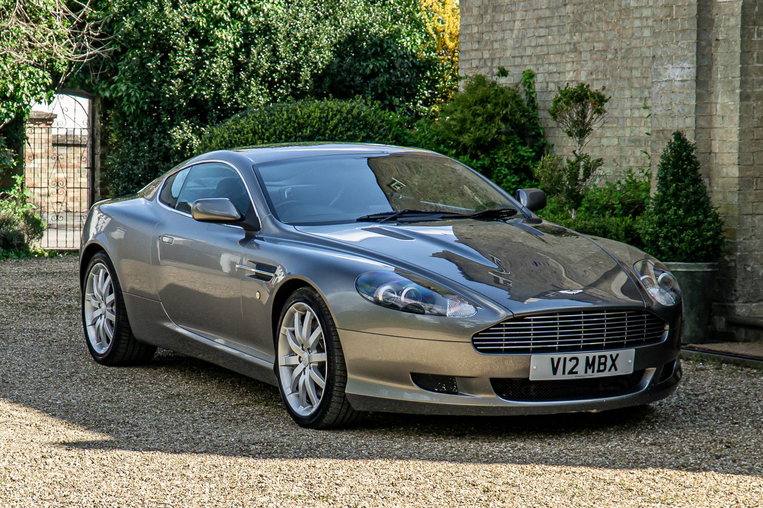 2005 Aston Martin DB9 Coupe