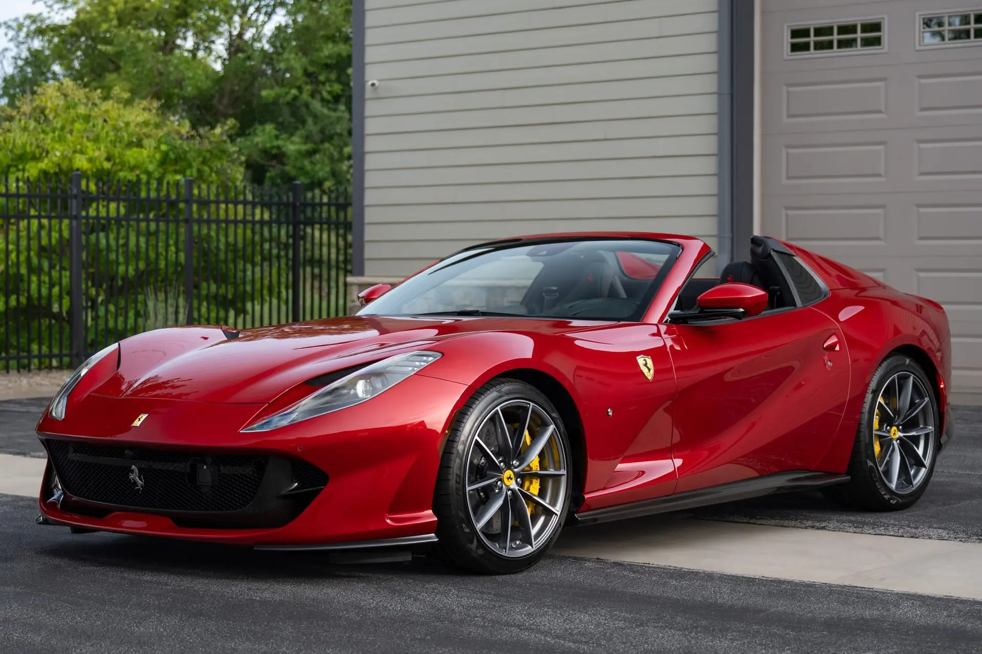 2023 Ferrari 812 GTS