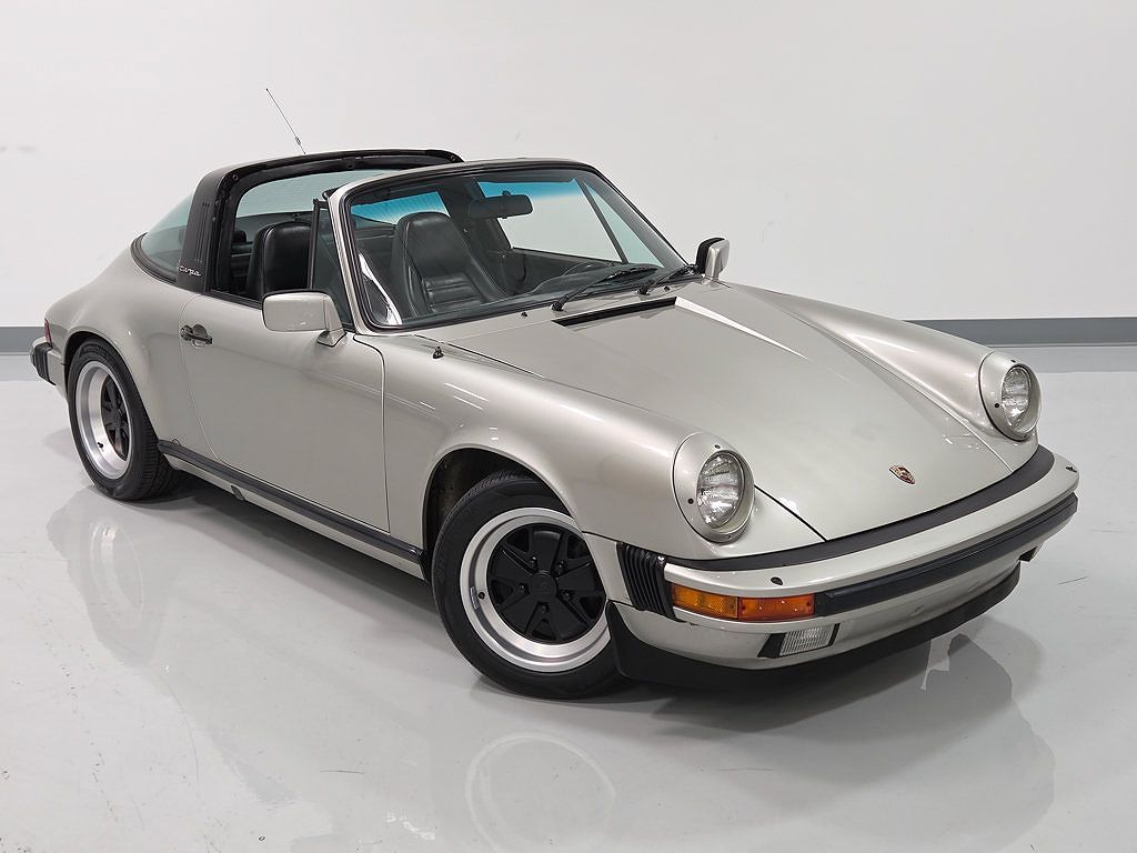 1984 Porsche 911 Targa