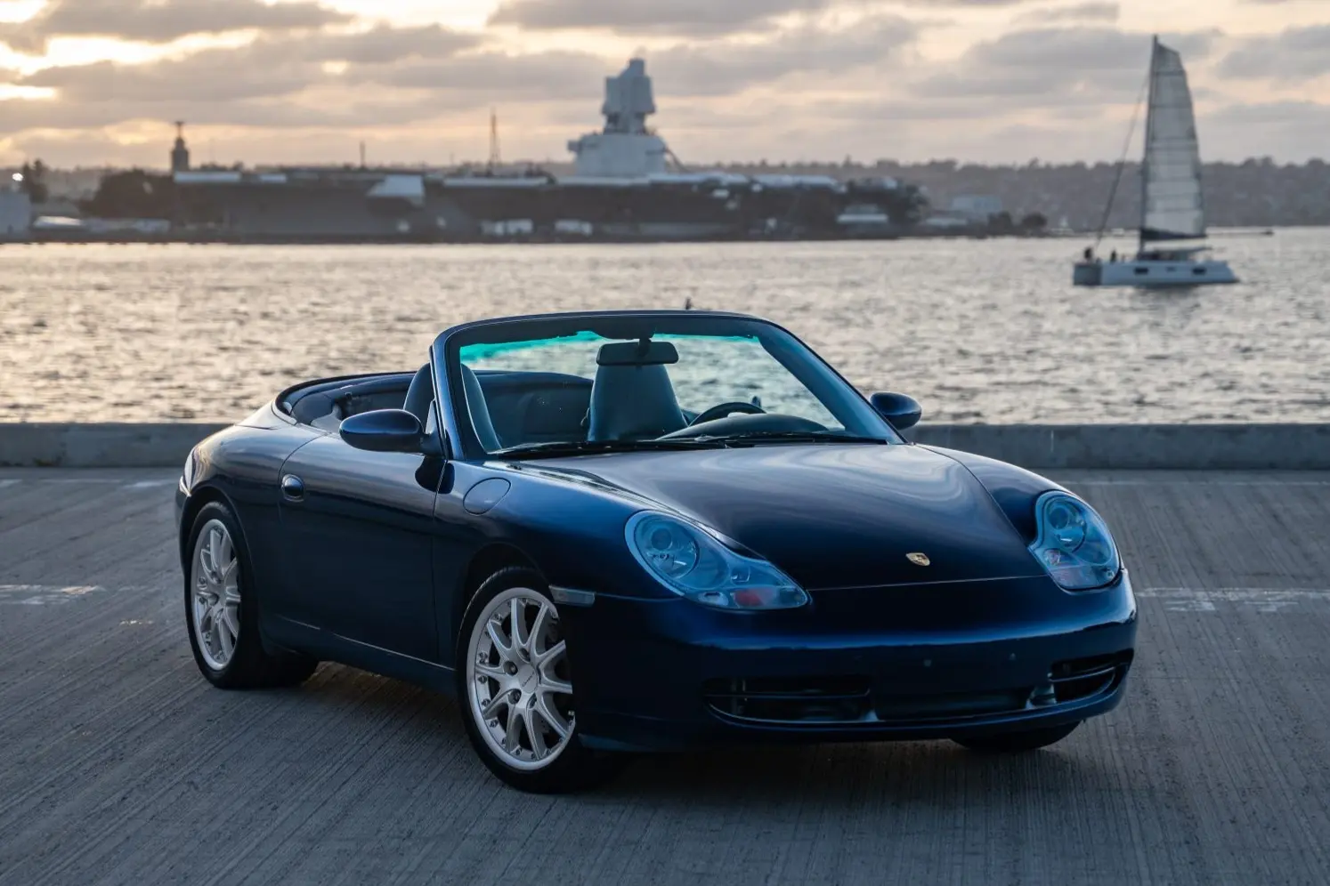 2001 Porsche 911 Carrera 4 Cabriolet