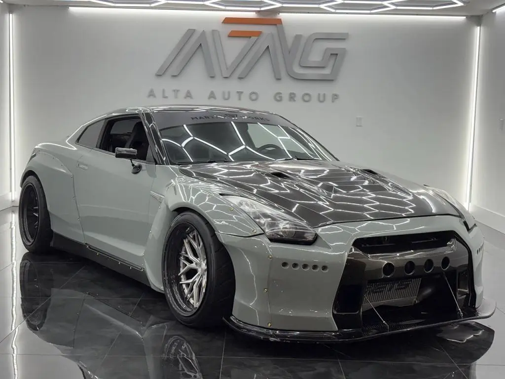2009 Nissan GT-R Premium