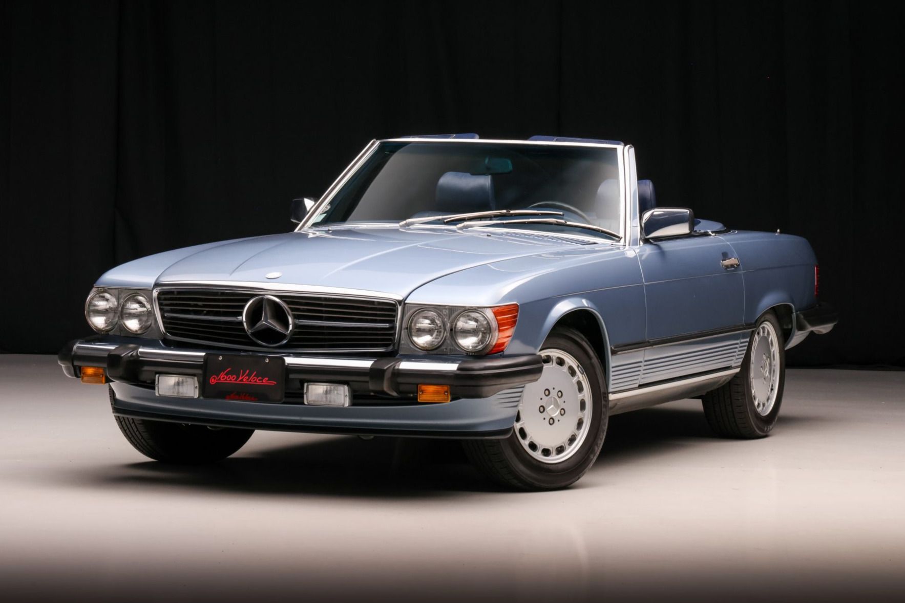 1989 Mercedes-Benz SL-Class 560SL