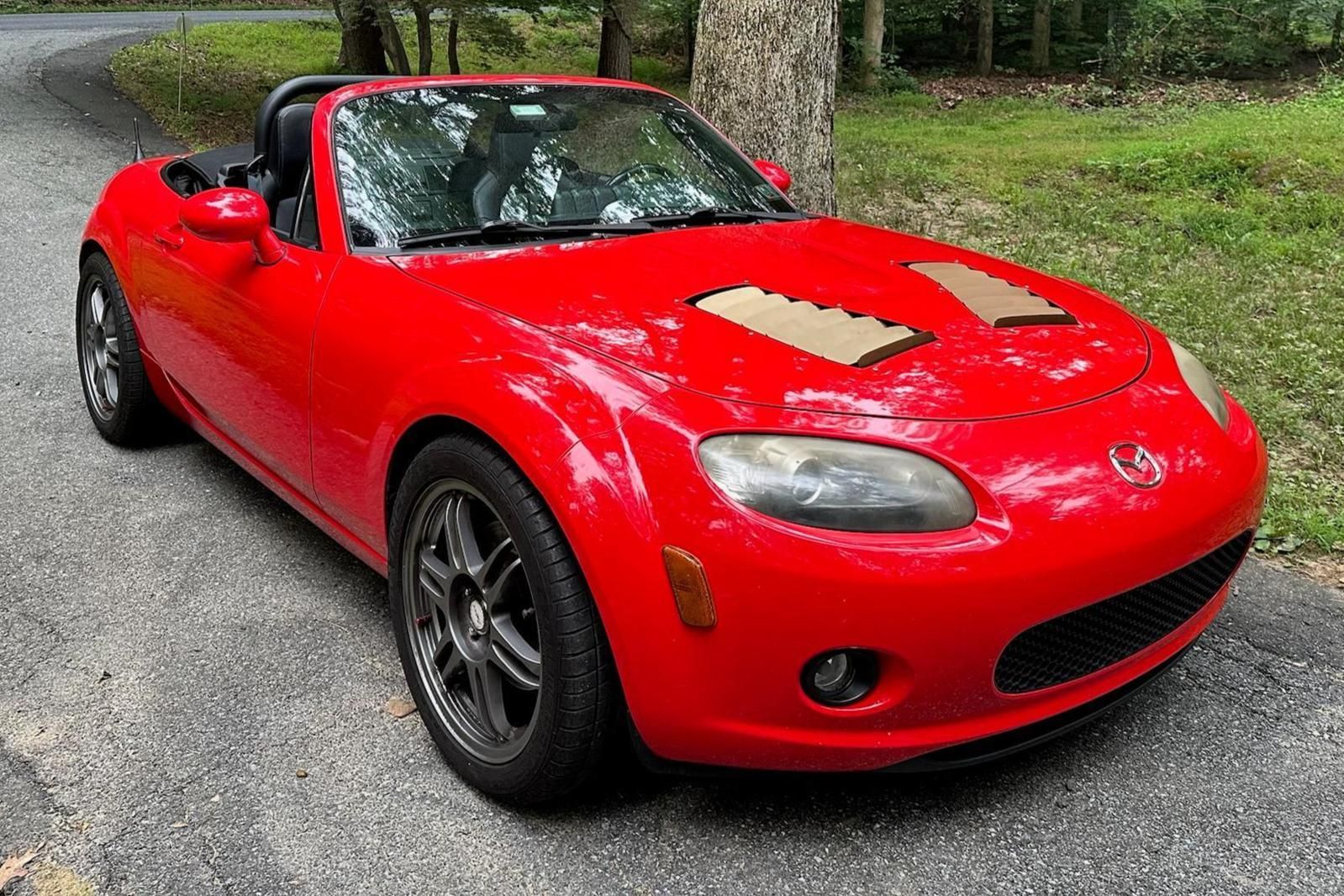 2006 Mazda MX-5 Miata