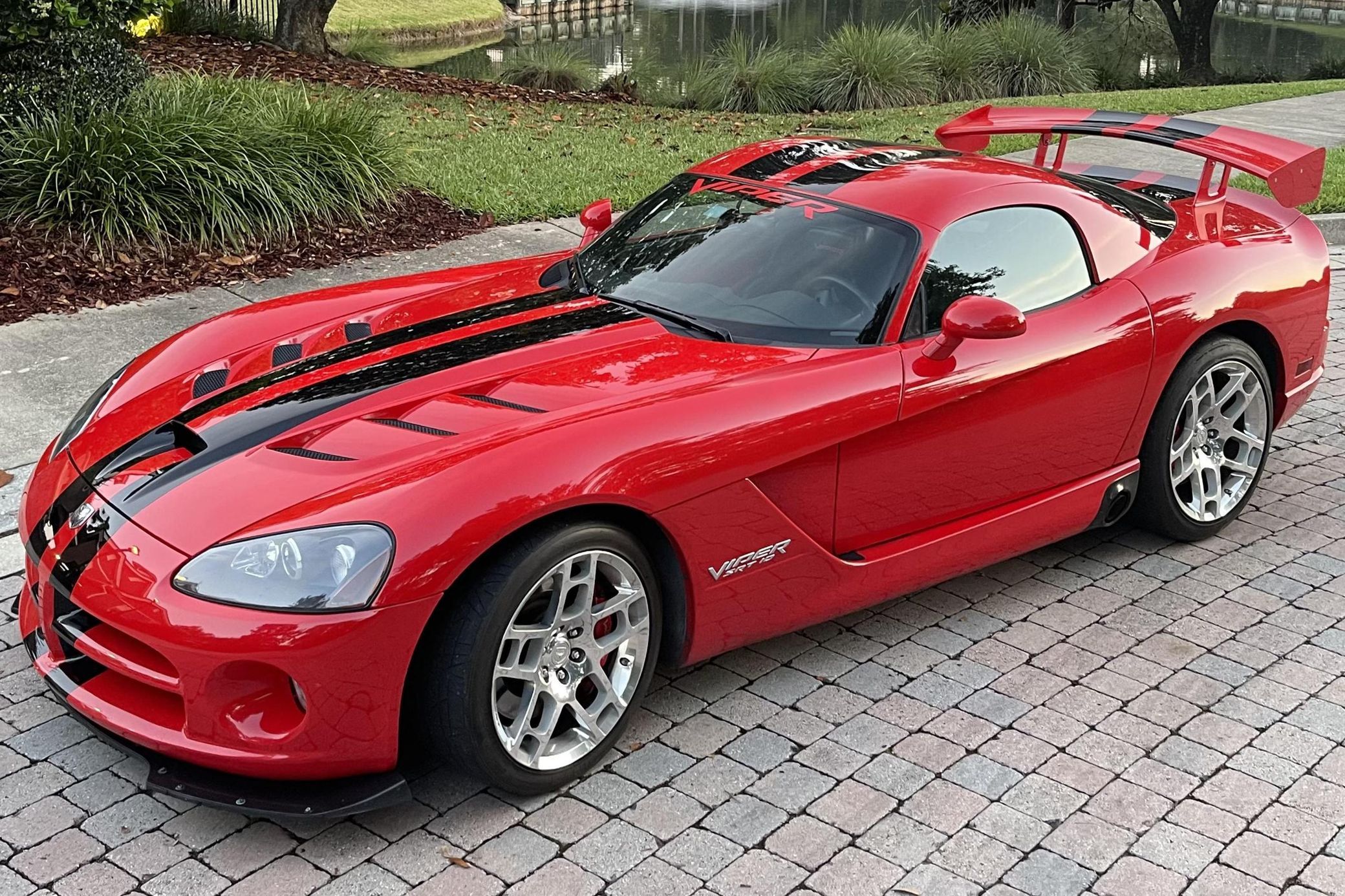 2008 Dodge Viper SRT-10 Coupe