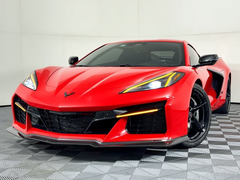 2025 Chevrolet Corvette E-Ray