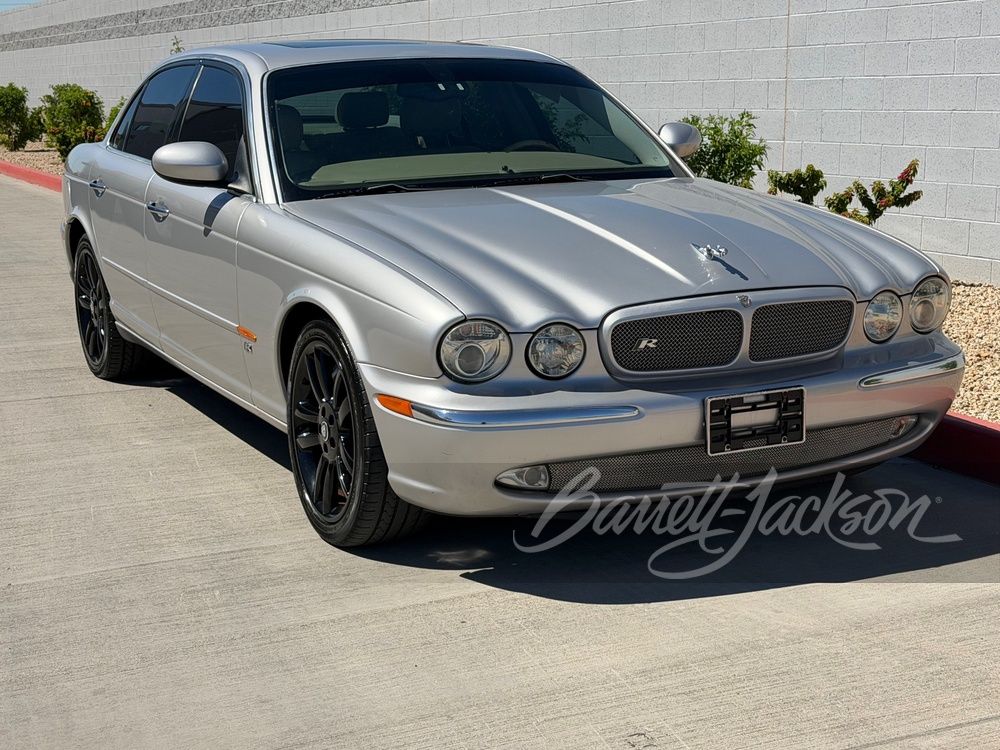 2004 Jaguar XJ XJR