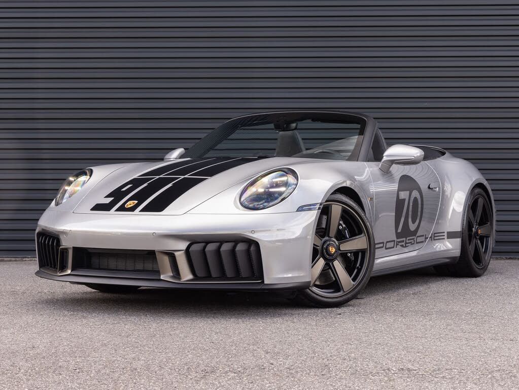 2026 Porsche 992.2 Carrera 4 GTS