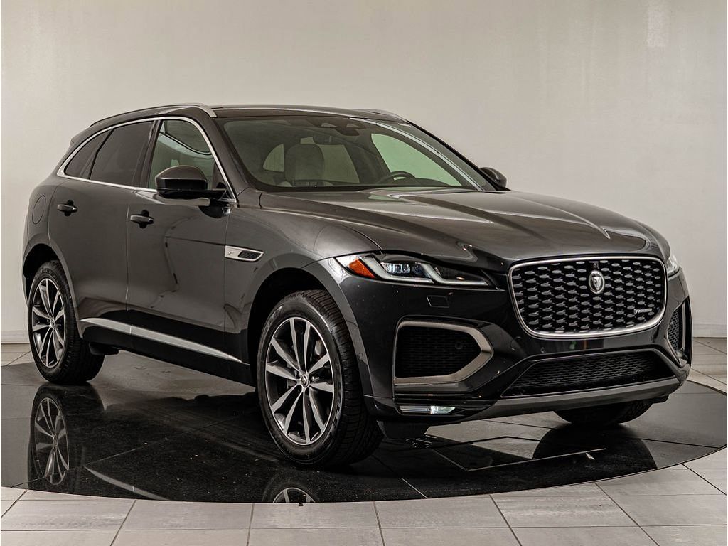 2025 Jaguar F-PACE P250 R-Dynamic S