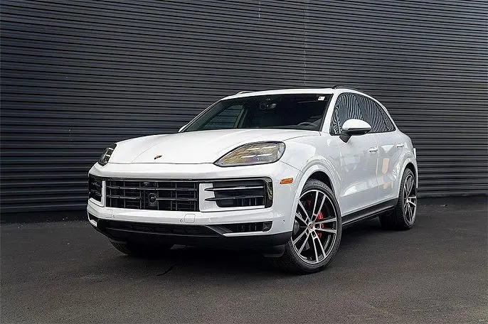 2025 Porsche Cayenne S