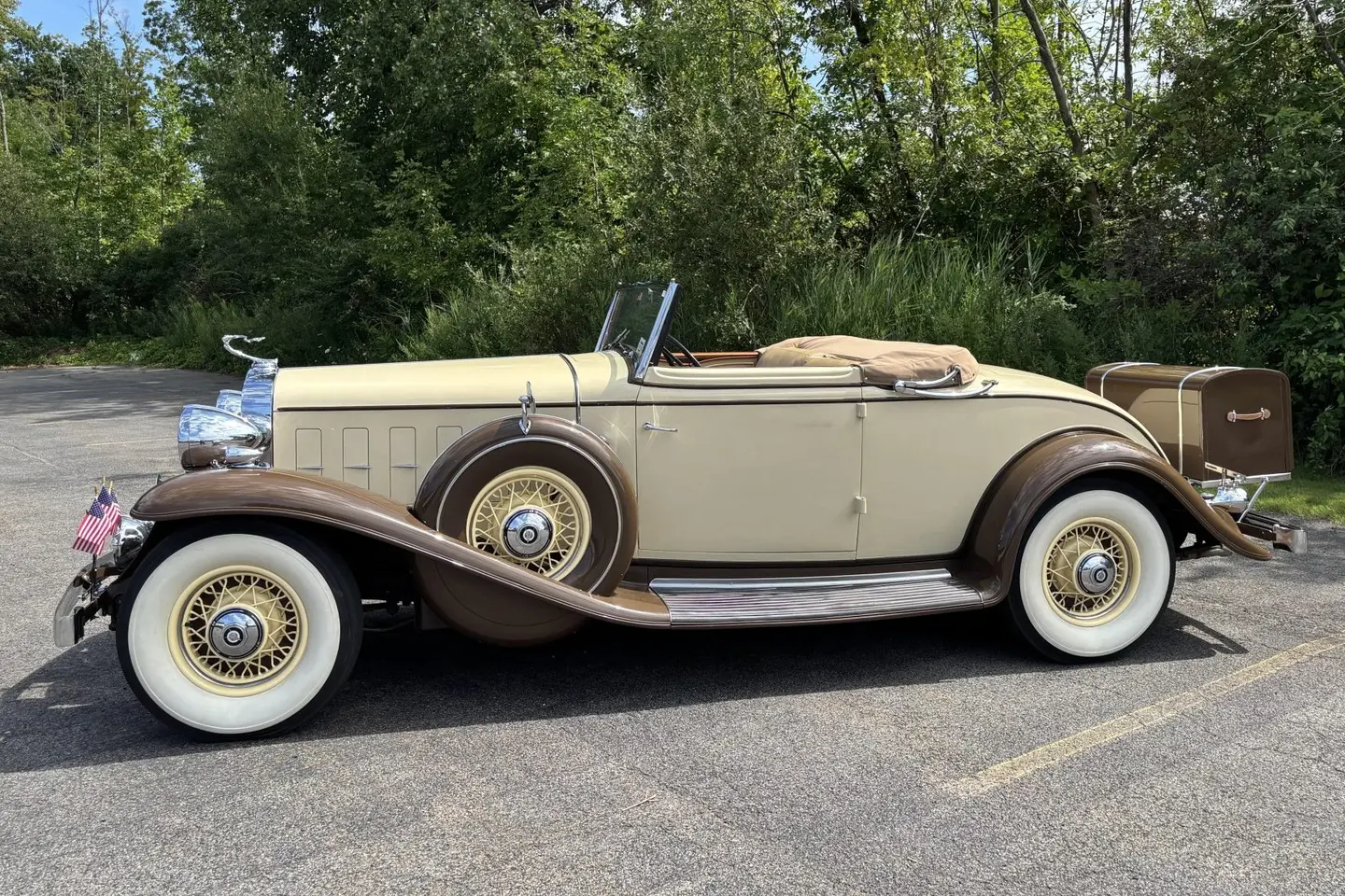 1930 Cadillac V-12 Convertible