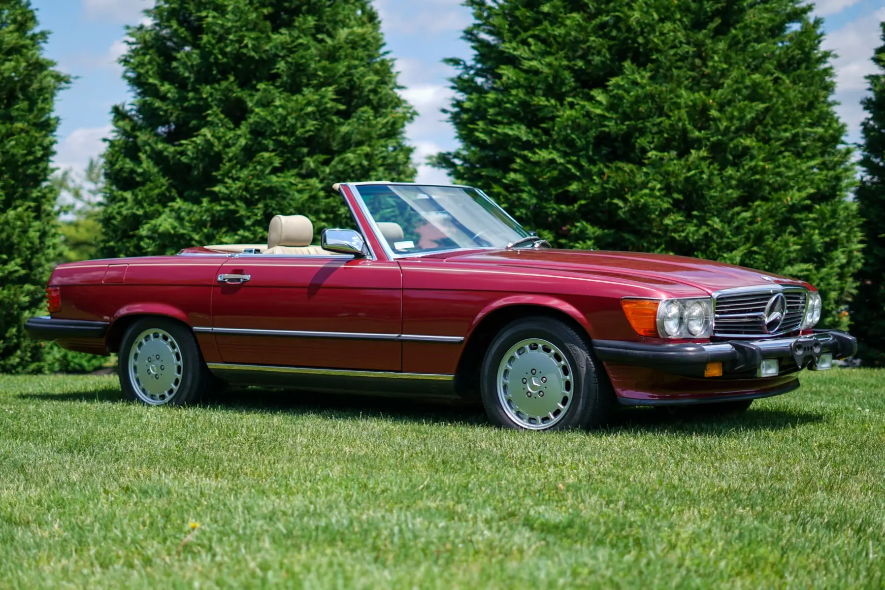 1989 Mercedes-Benz SL-Class 560SL