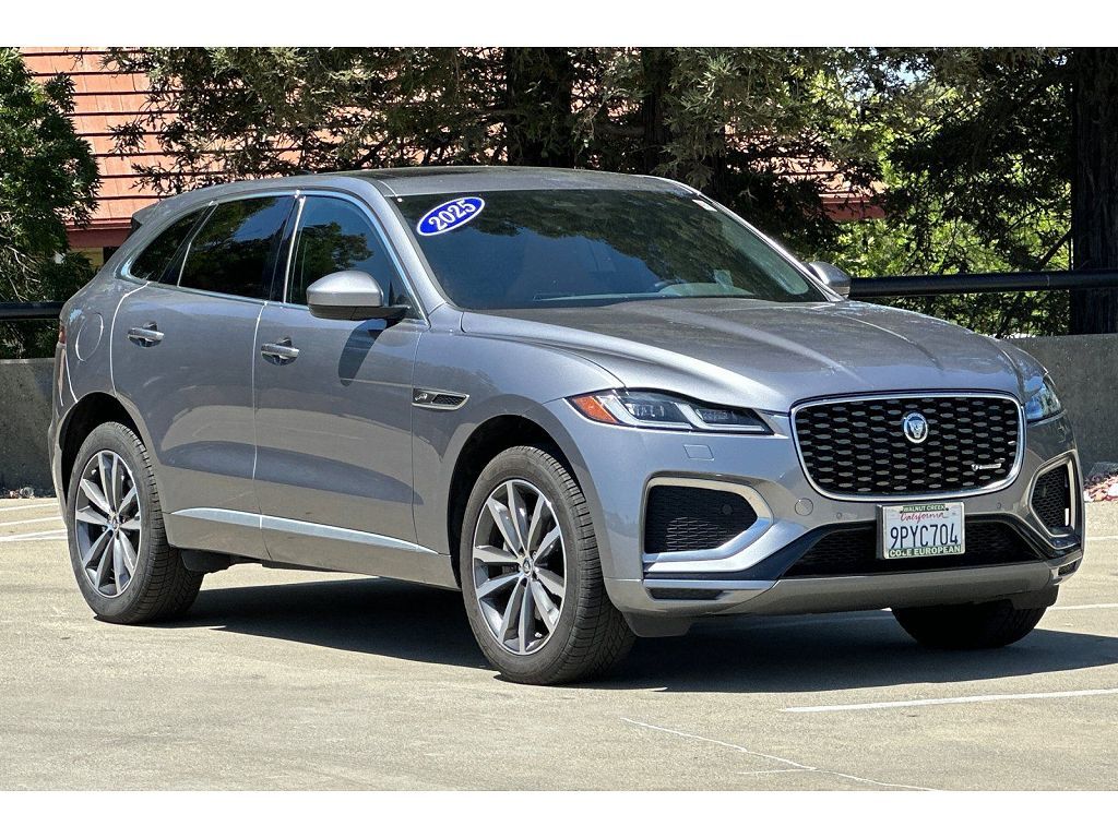 2025 Jaguar F-PACE P250 R-Dynamic S