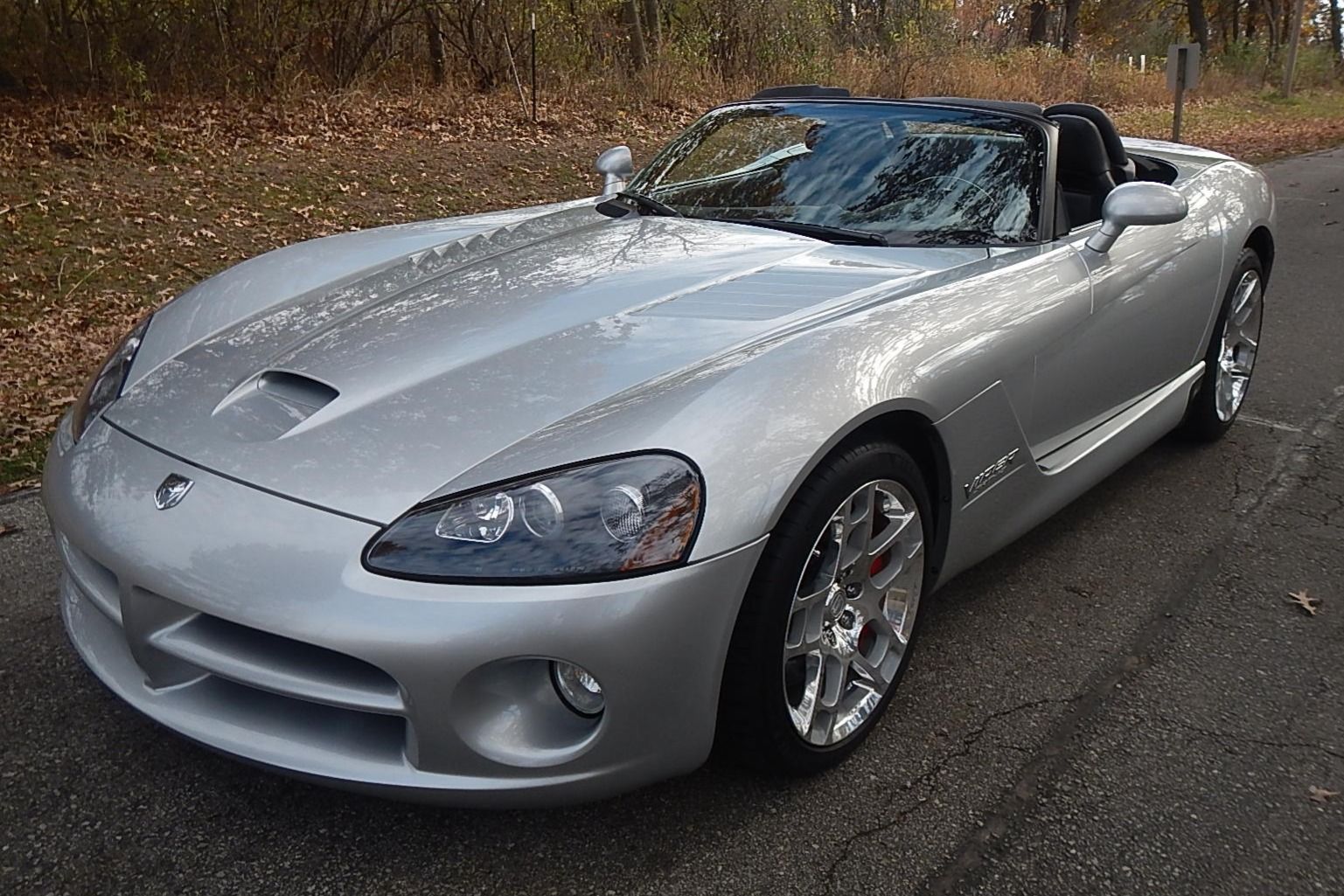 2004 Dodge Viper SRT-10 Roadster
