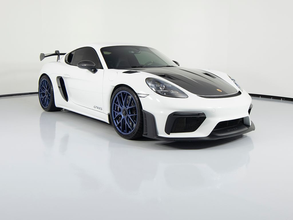 2025 Porsche Cayman GT4