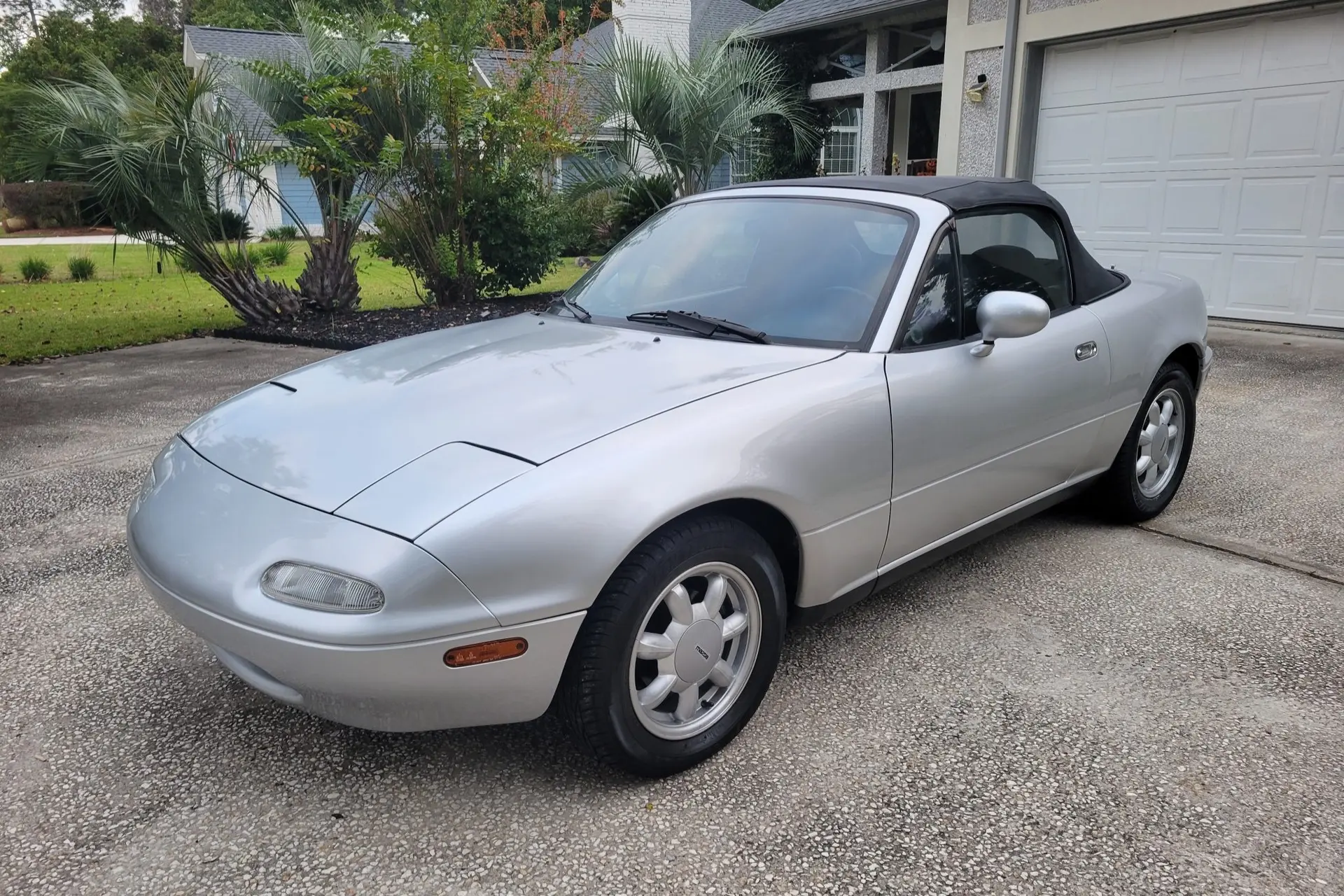 1990 Mazda MX-5 Miata