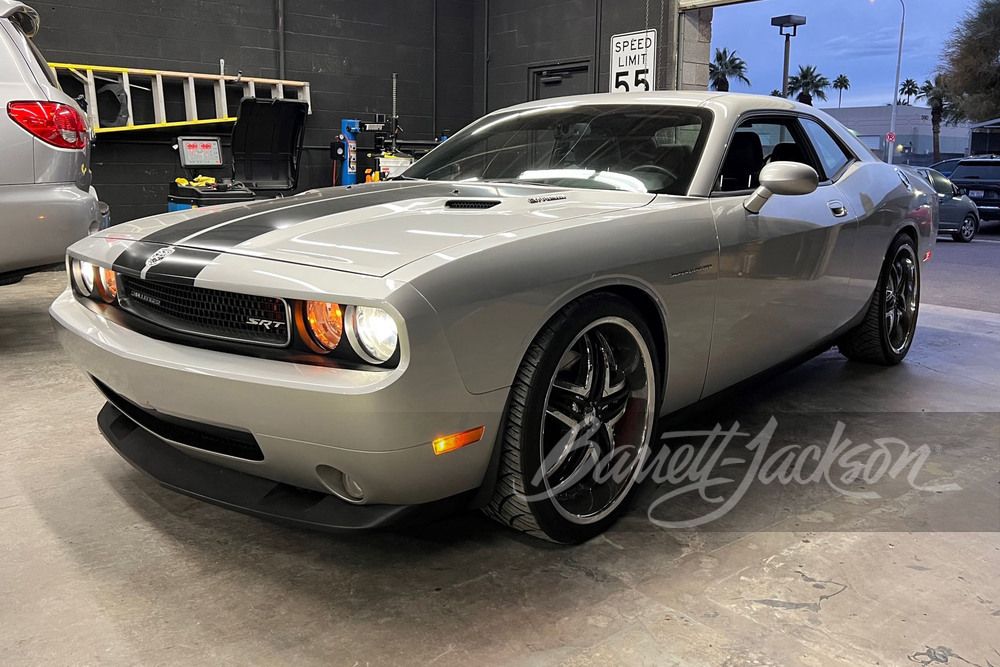 2009 Dodge Challenger SRT8