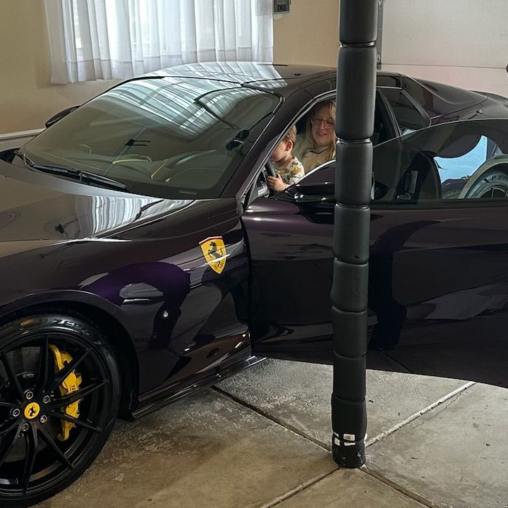 2022 Ferrari 812 GTS, photo 2